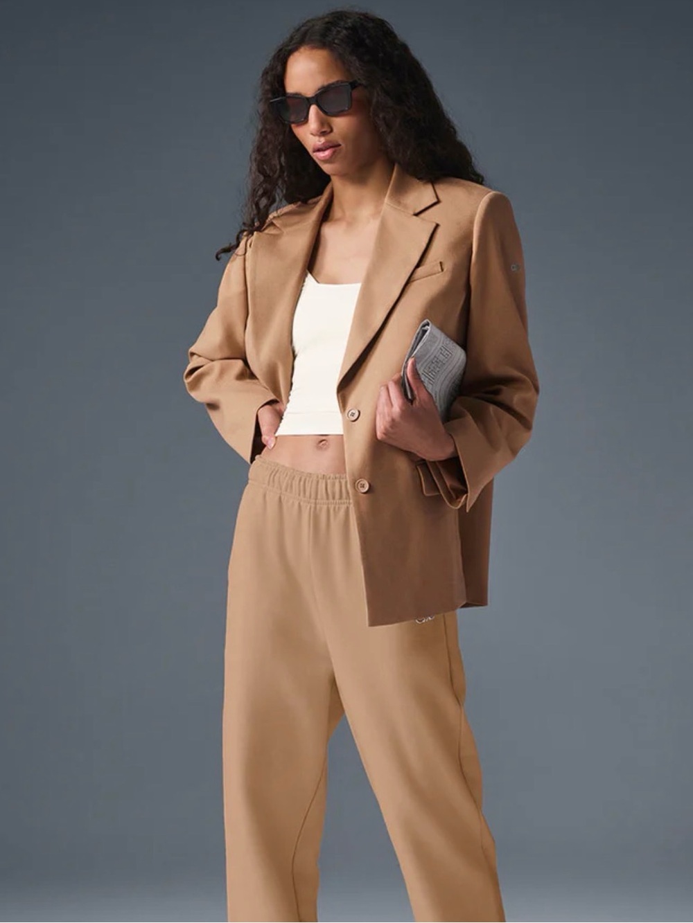 ALO Yoga First Class Blazer Toasted Almond
